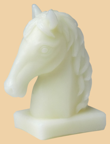 Свеча Бюст лошади (белая)