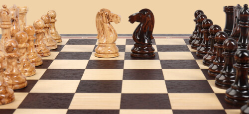 Шахматы в ларце Золотое сечение (венге-ясень, клетка 4,5 см)