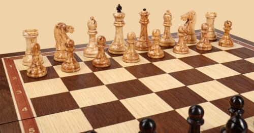 Шахматы Мегаполис (орех-ясень, клетка 5 см)