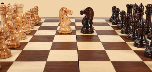 Шахматы Мегаполис (орех-ясень, клетка 5 см)