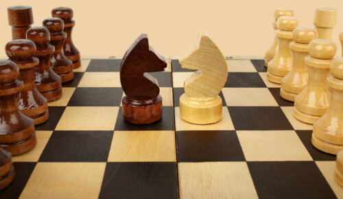 Шахматы Школьные (чёрный цвет клеток, тонированная кромка)