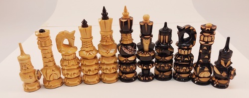 Шахматные фигуры Деревянное зодчество (липа)